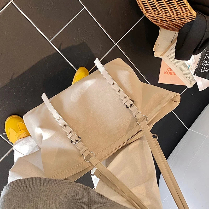 Mirella | Suede Buckle Tote Bag